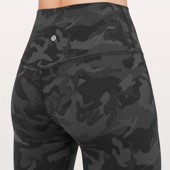 lululemon athletica Pants - 💎NWOT Lululemon Align Crop 21” ❤️ Camo Gray